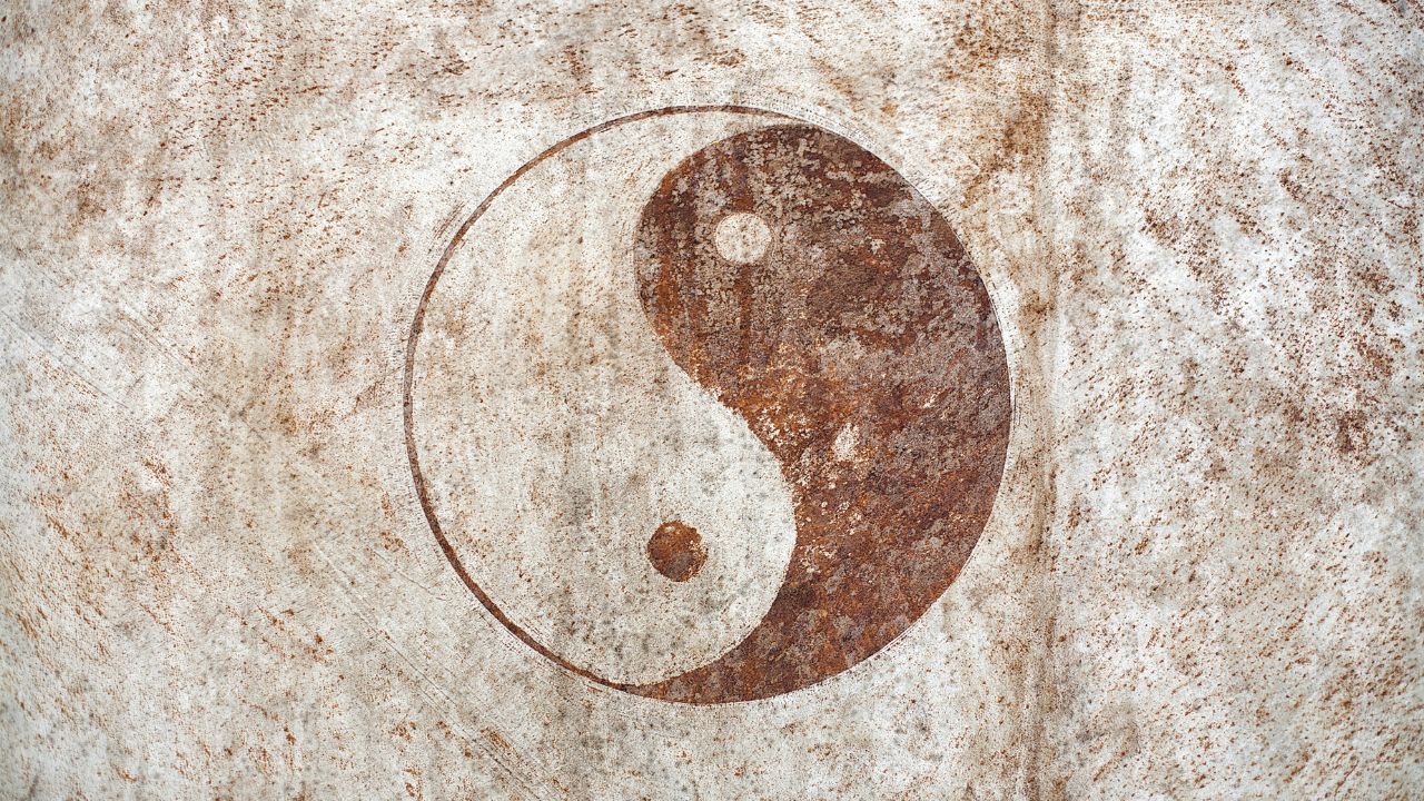 Unraveling-the-Mysteries-of-Yin-and-Yang-Understanding-its-Symbolic-Meaning