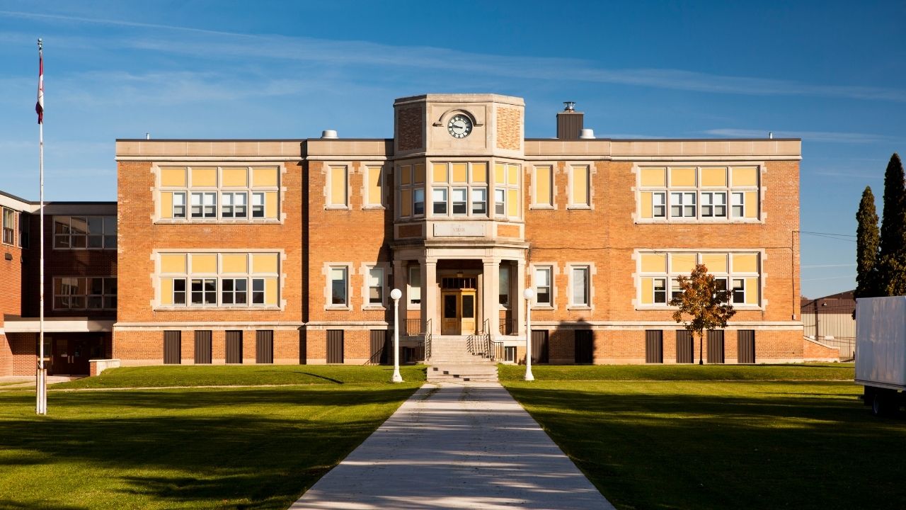 Big 10 Schools_ Powerhouses of Academic and Athletic Excellence