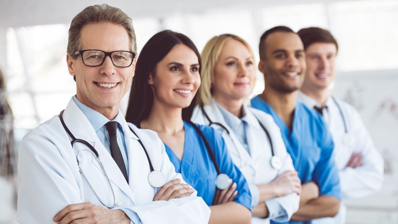 The Path to Becoming a Doctor: Steps and Requirements